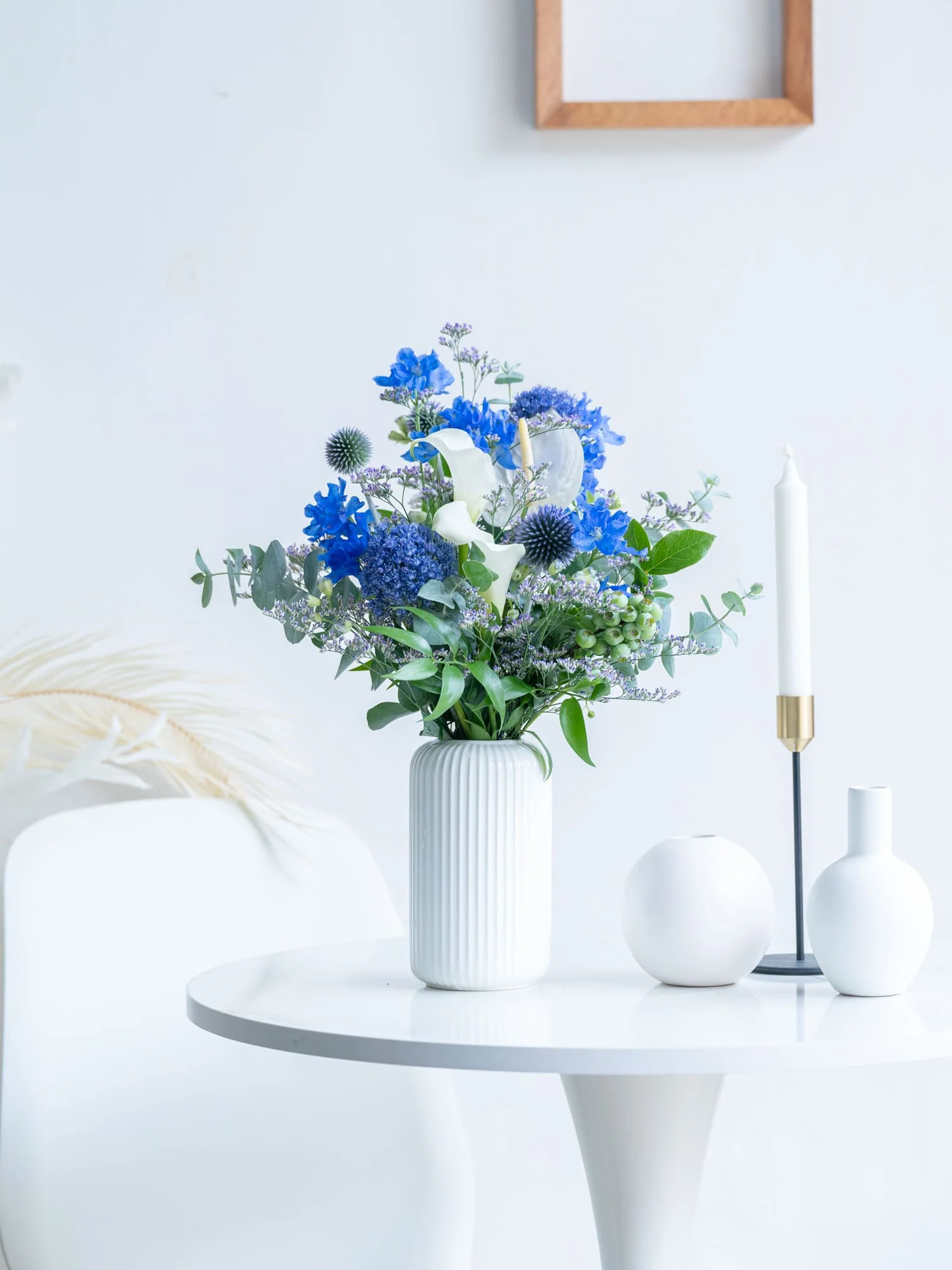【店舗配送】フローリストにおまかせ 季節の花束 M - ブルー - - Image 11