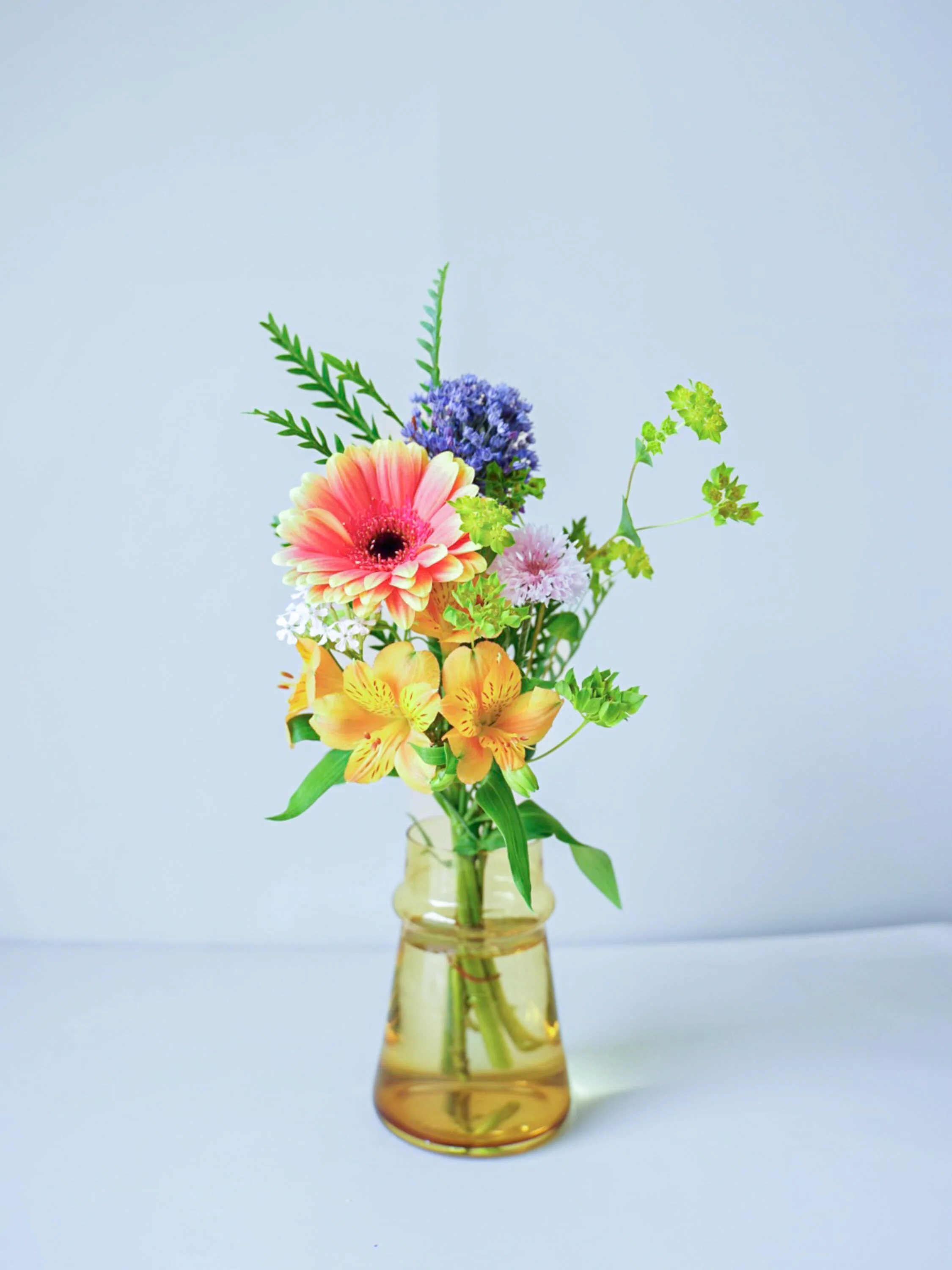 【店舗配送】フローリストにおまかせ 季節の花束 S - ミックス - - Image 27