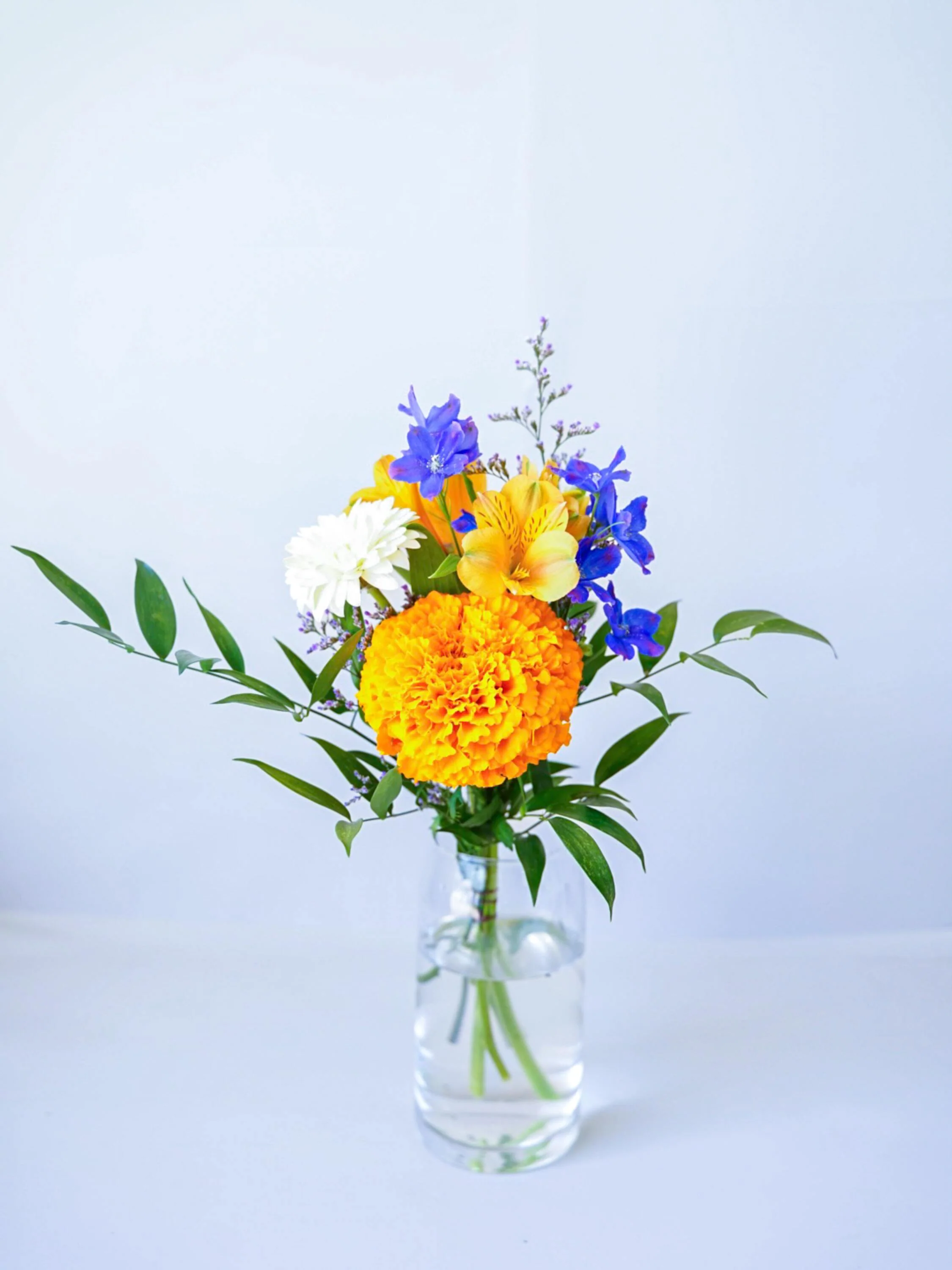 【店舗配送】フローリストにおまかせ 季節の花束 S - ミックス - - Image 28