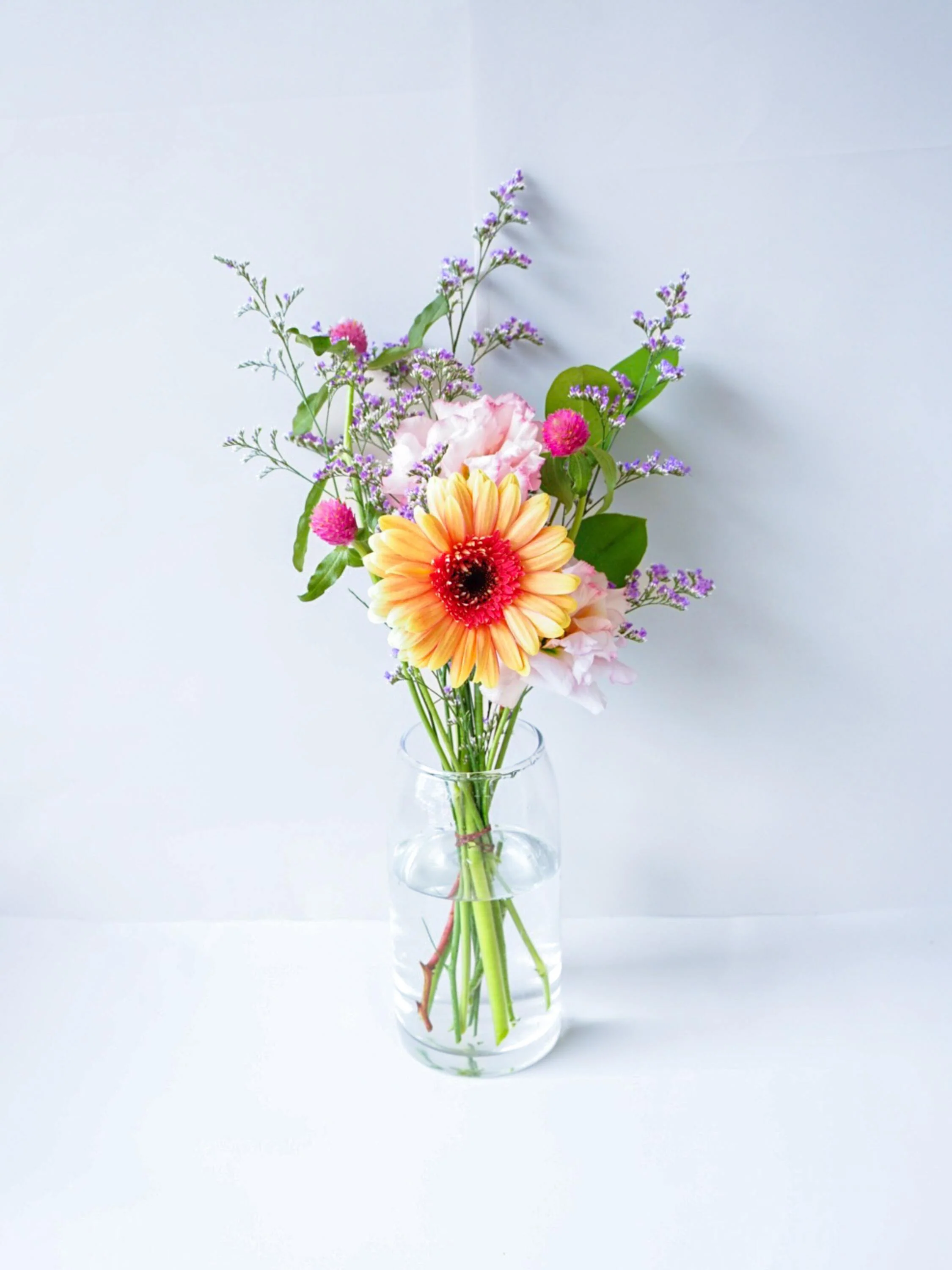 【店舗配送】フローリストにおまかせ 季節の花束 S - ミックス - - Image 29