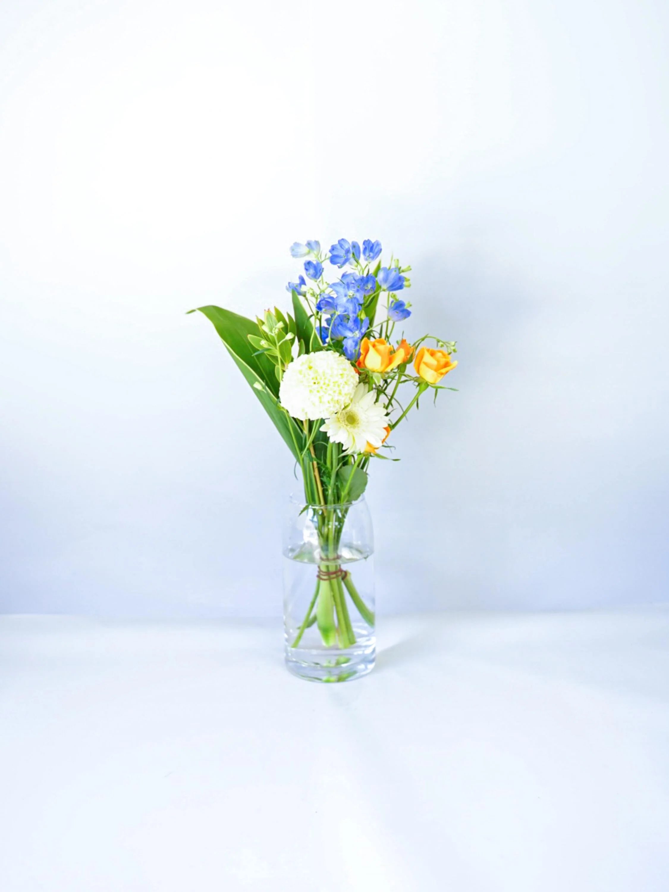 【店舗配送】フローリストにおまかせ 季節の花束 S - ミックス - - Image 33