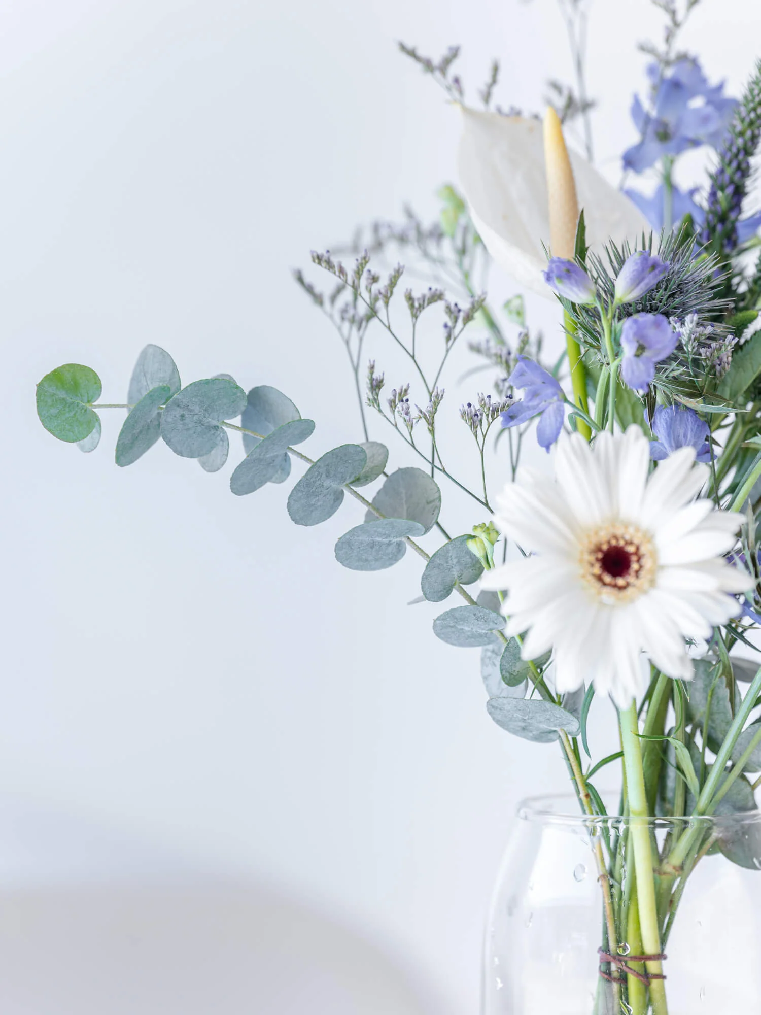 フローリストにおまかせ 季節の花束 S - ブルー - - Image 6