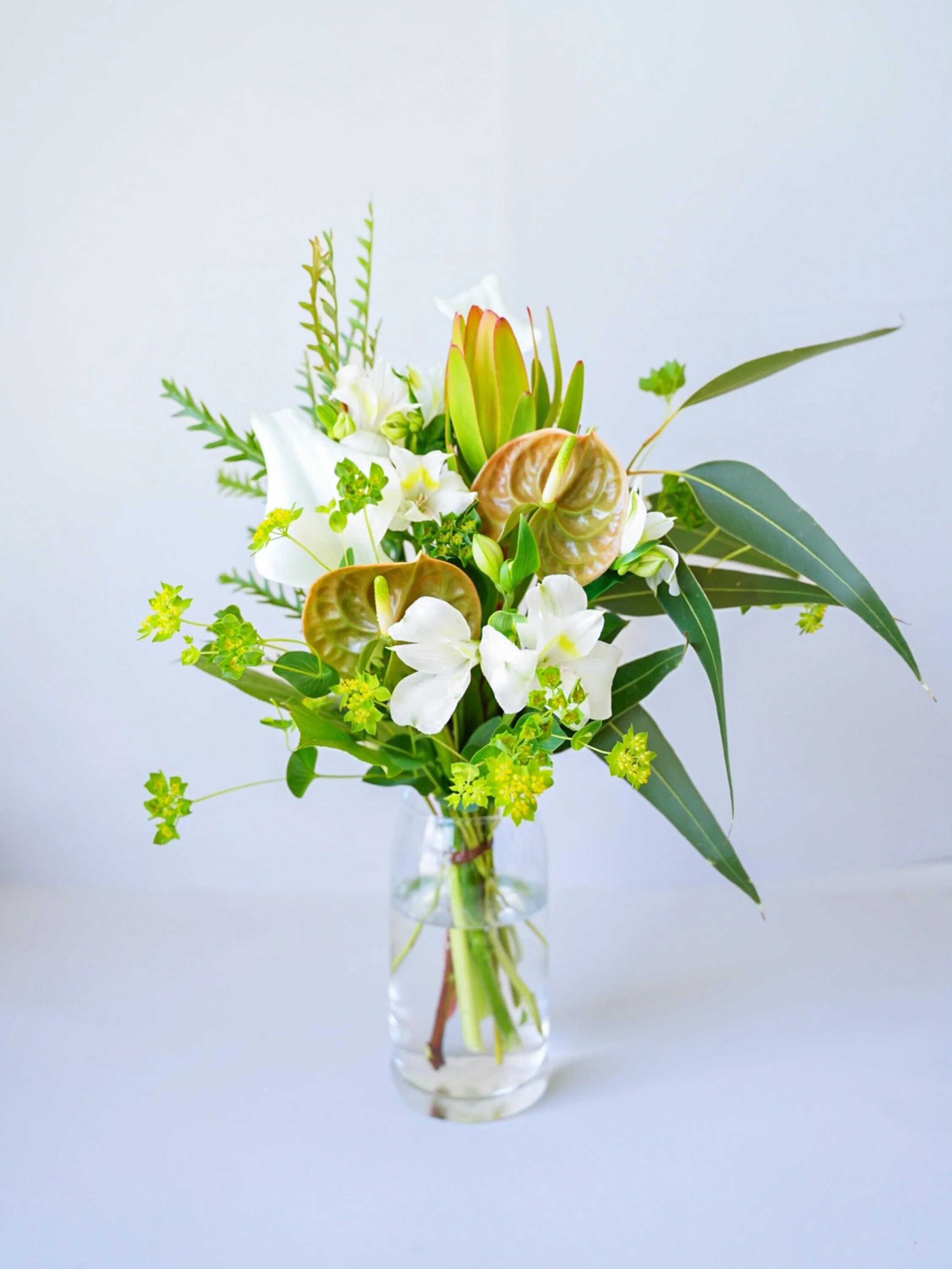 フローリストにおまかせ 季節の花束 M - グリーン&ホワイト - - Image 24