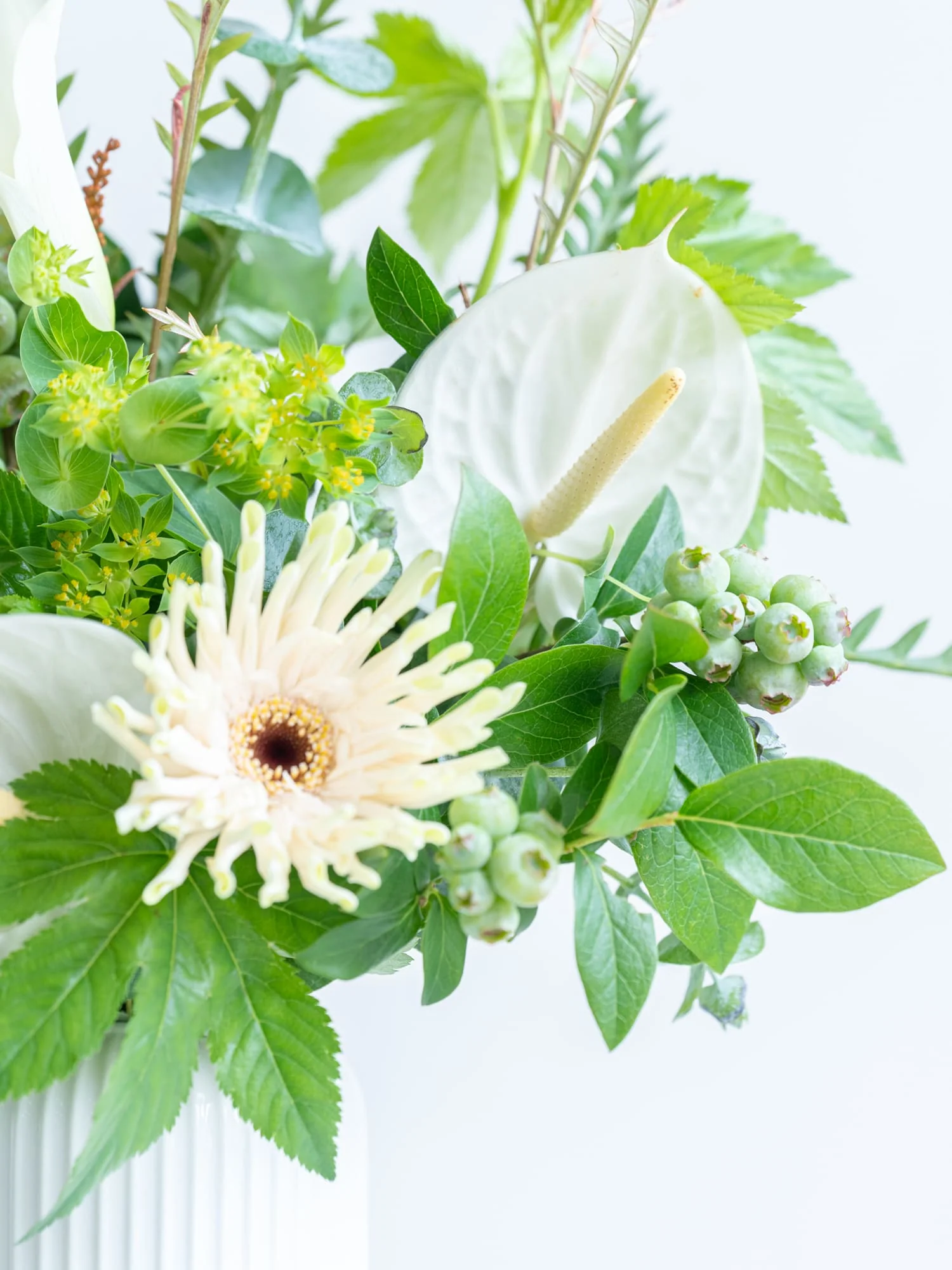 フローリストにおまかせ 季節の花束 M - グリーン&ホワイト - - Image 5