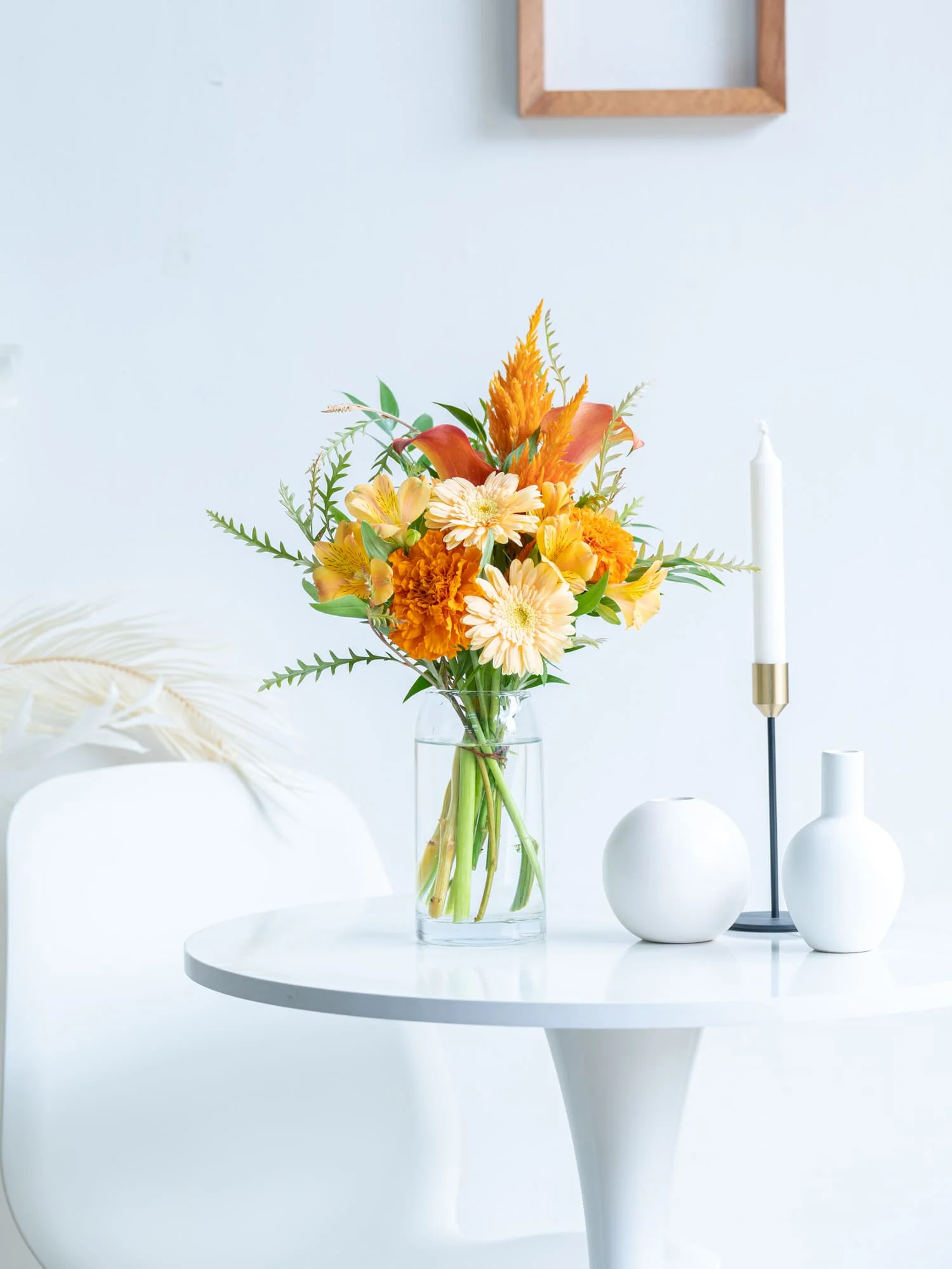 【誕生日ギフト】フローリストにおまかせ 季節の花束 M - オレンジ - - Image 2