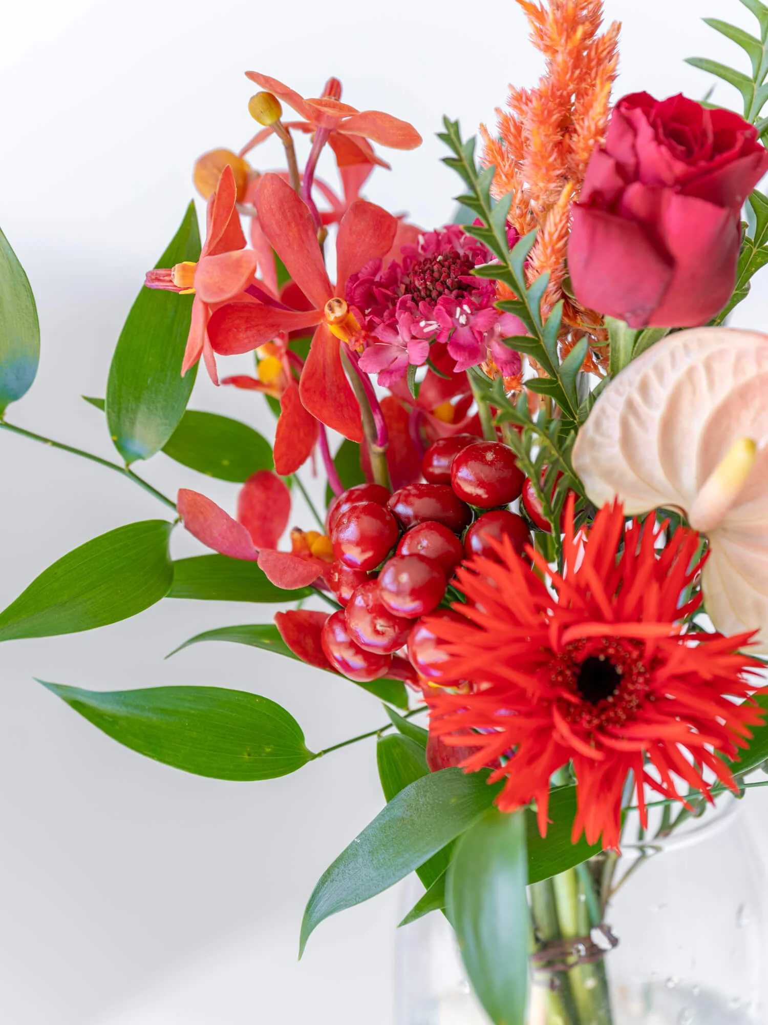 フローリストにおまかせ 季節の花束 S - レッド - - Image 6