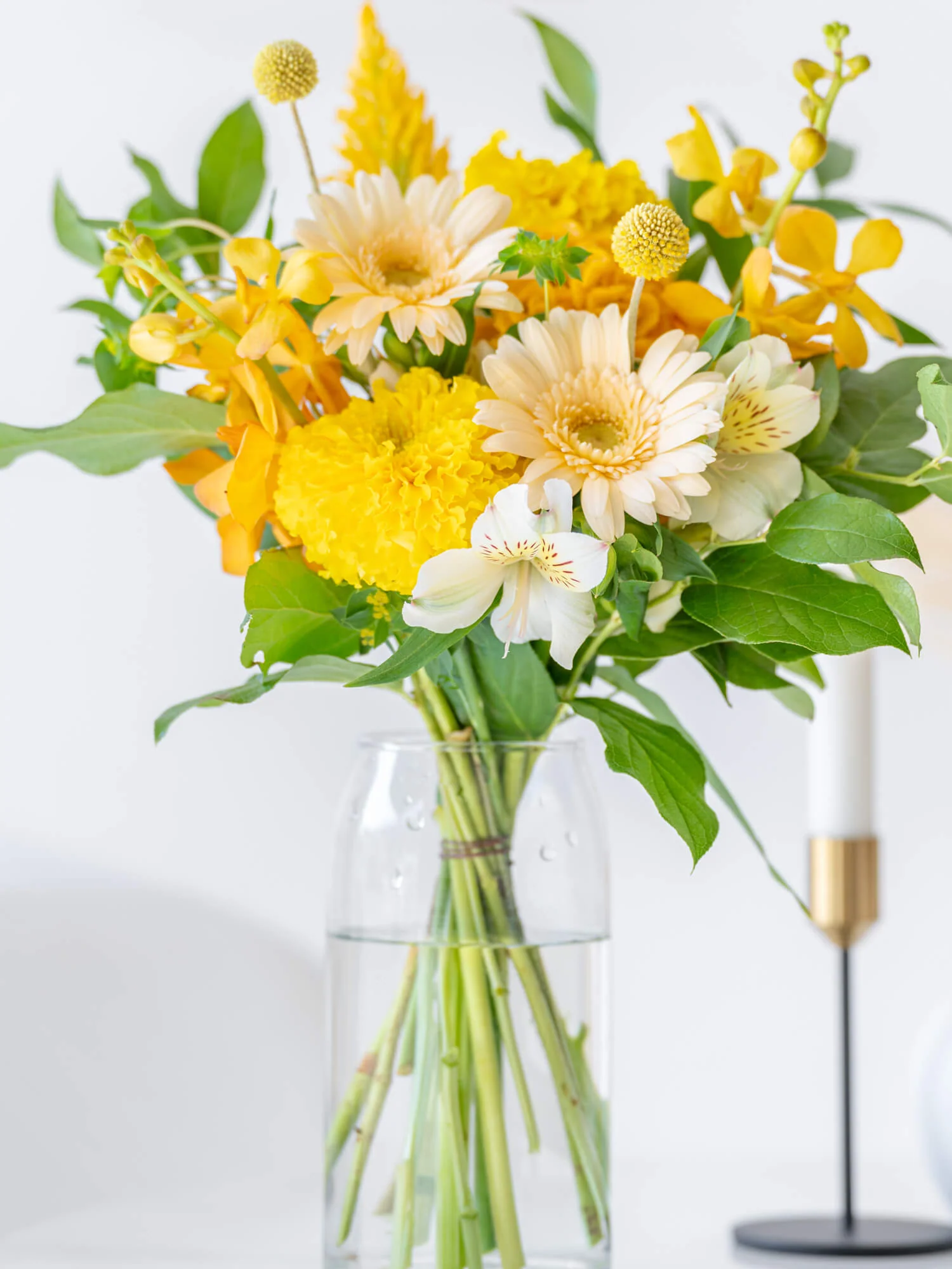 フローリストにおまかせ 季節の花束 M - イエロー - - Image 5