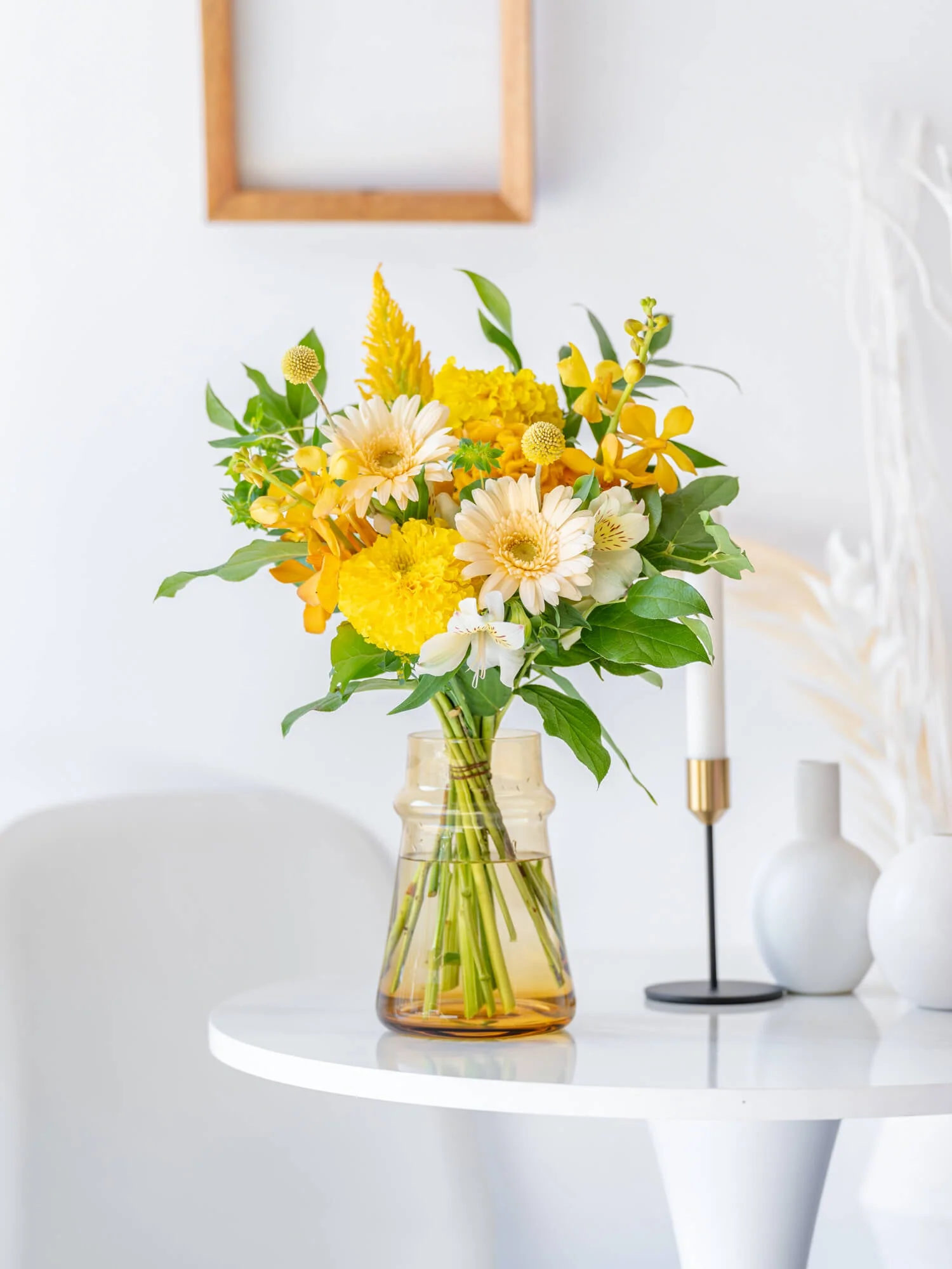 【誕生日ギフト】 フローリストにおまかせ 季節の花束 M - イエロー - - Image 20