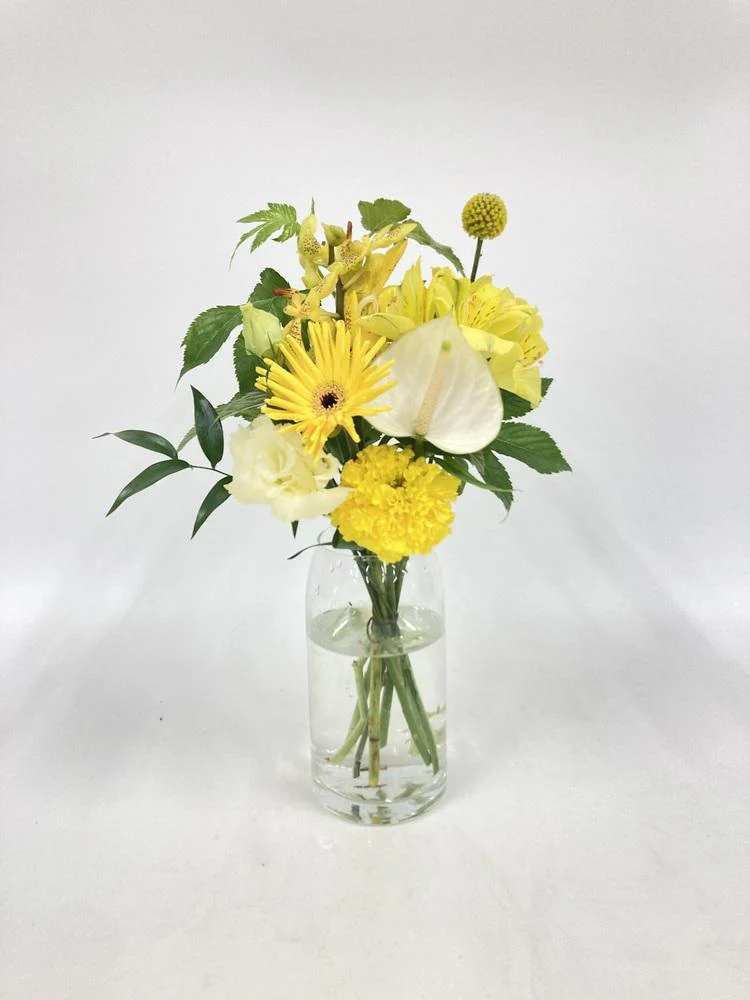 フローリストにおまかせ 季節の花束 S - イエロー - - Image 25