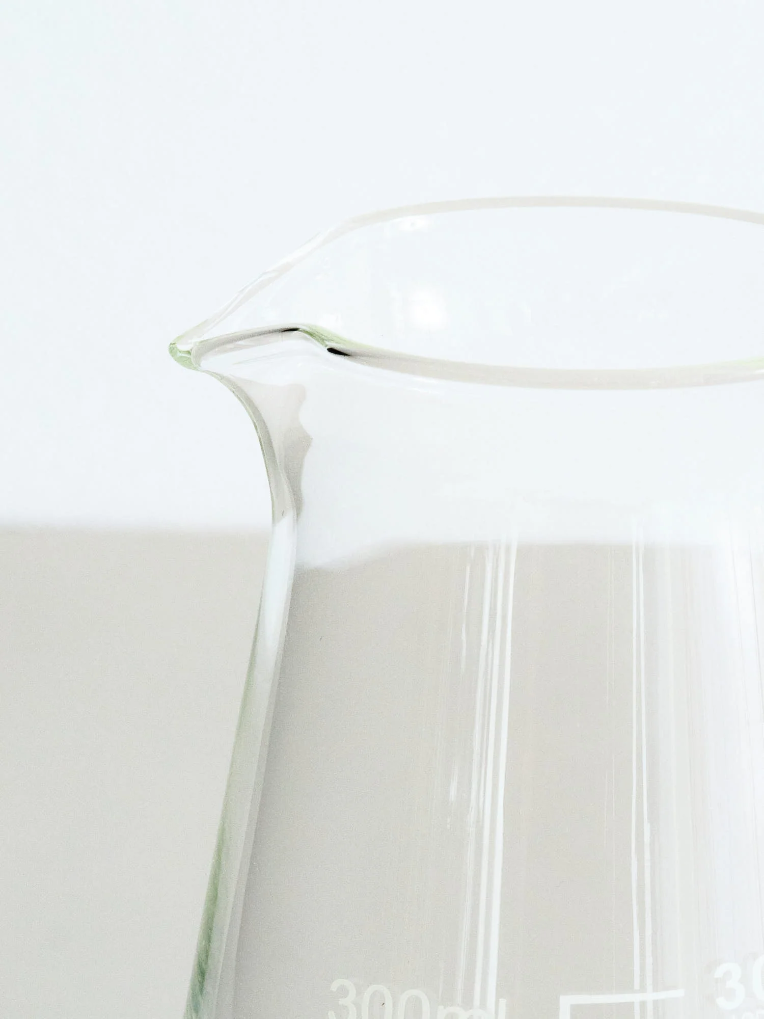 HARIO コニカルビーカー 300ml - Image 3