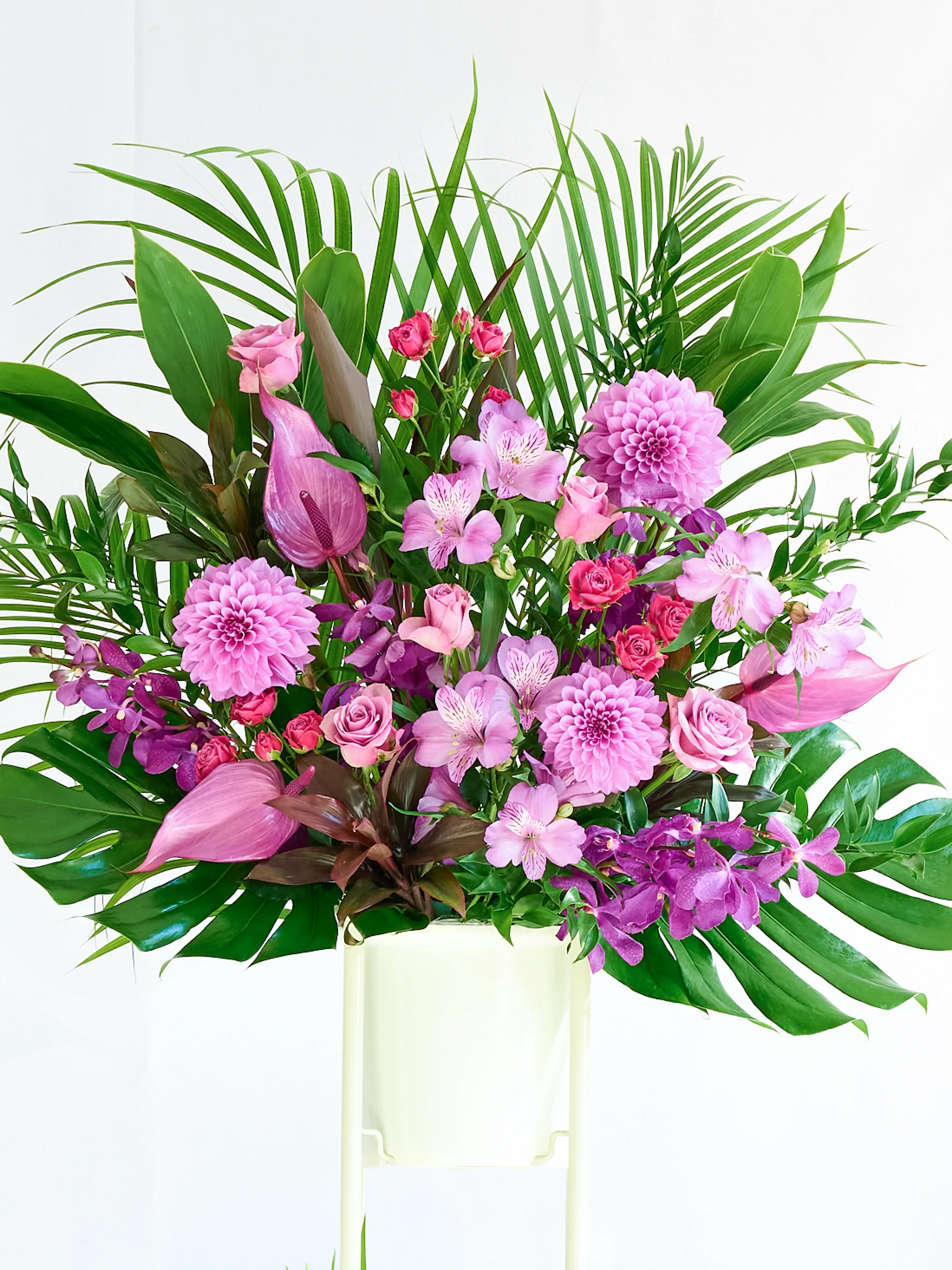 季節のおまかせスタンド花 1段 - パープル - - Image 11